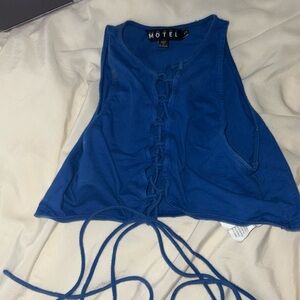 Motel Rocks Going Out Top